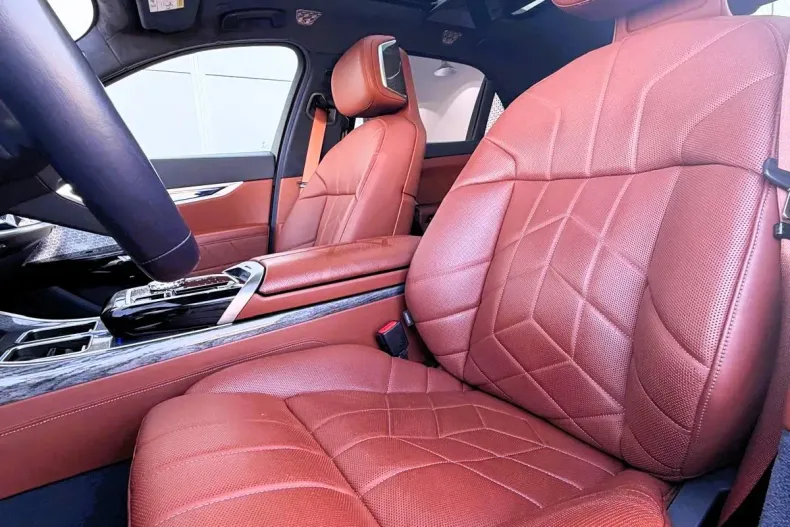 BMW i7 (Seria 7) din 2022 cu 64.000 km - oferta BMW198579 - foto 11