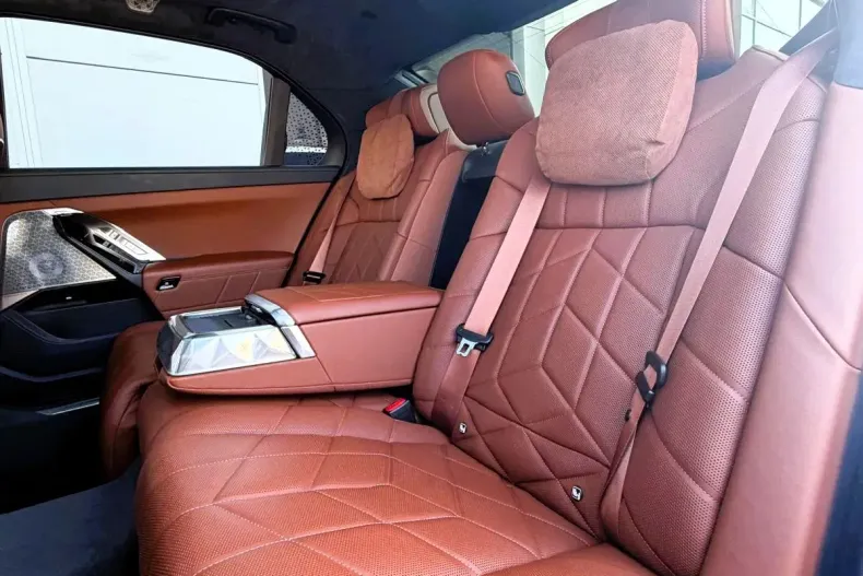 BMW i7 (Seria 7) din 2022 cu 64.000 km - oferta BMW198579 - foto 28