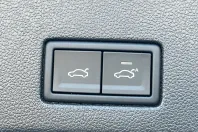 Volkswagen Touareg din 2026 cu 2.000 km - oferta VOL198587 - foto 31