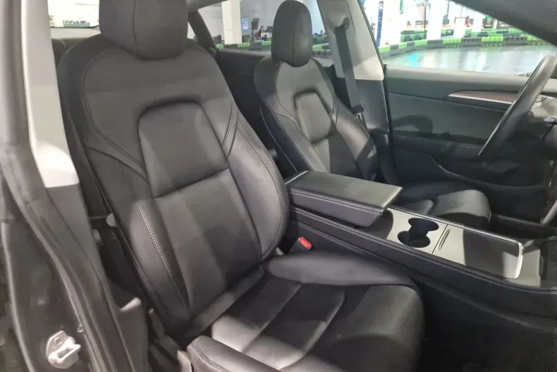 Tesla Model 3 din 2021 cu 65.600 km - oferta TES198601 - foto 21