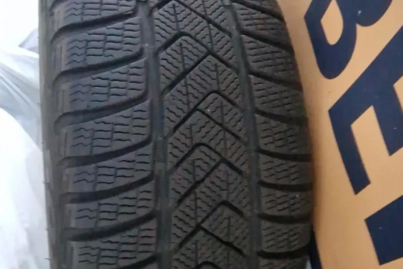 Tesla Model 3 din 2021 cu 65.600 km - oferta TES198601 - foto 28