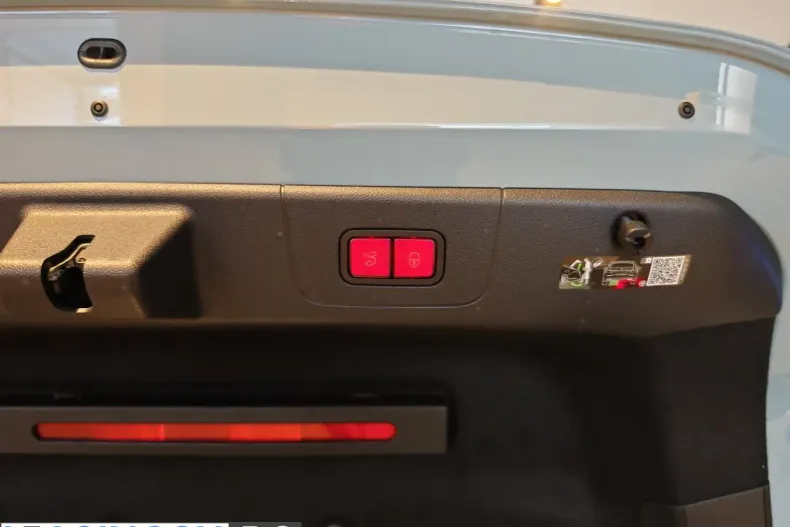 Mercedes-Benz CLA 200 (Clasa CLA) din 2026 cu 1 km - oferta MER198615 - foto 17