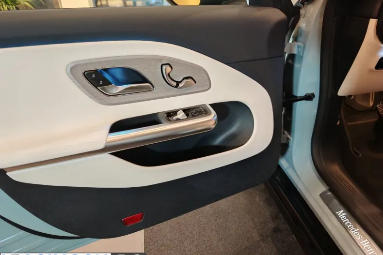 Mercedes-Benz CLA 200 (Clasa CLA) din 2026 cu 1 km - oferta MER198615 - foto 19