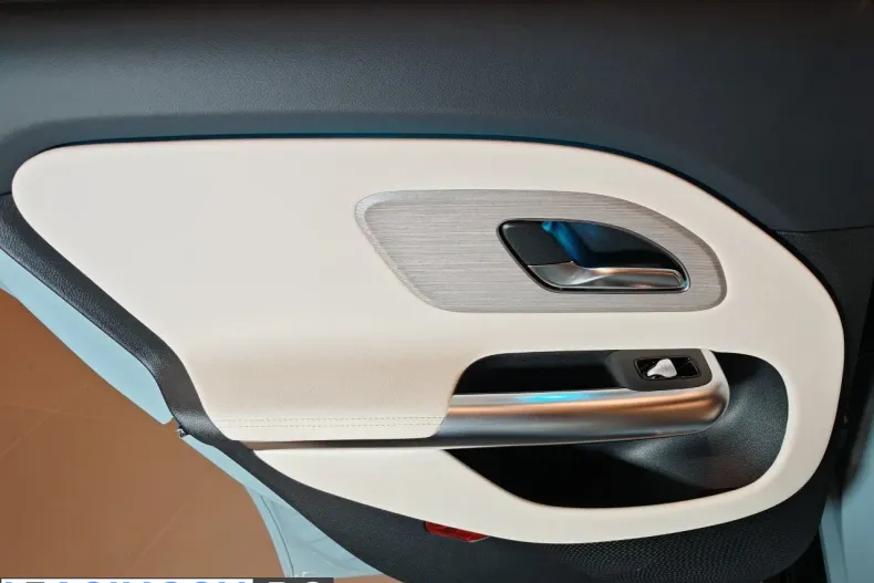 Mercedes-Benz CLA 200 (Clasa CLA) din 2026 cu 1 km - oferta MER198615 - foto 21