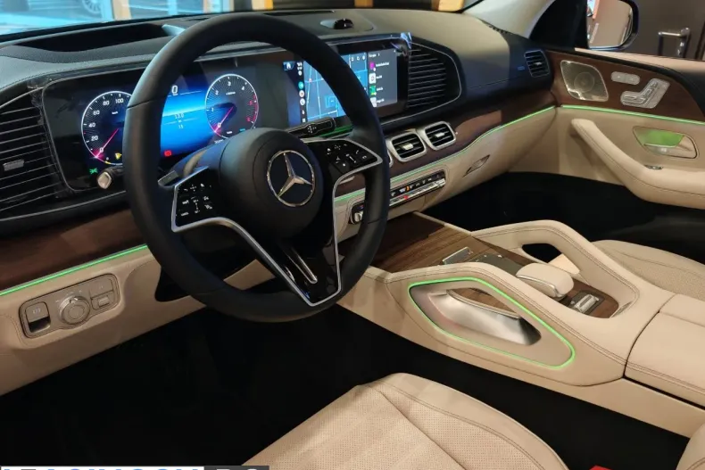 Mercedes-Benz GLE din 2026 cu 1 km - oferta MER198619 - foto 2