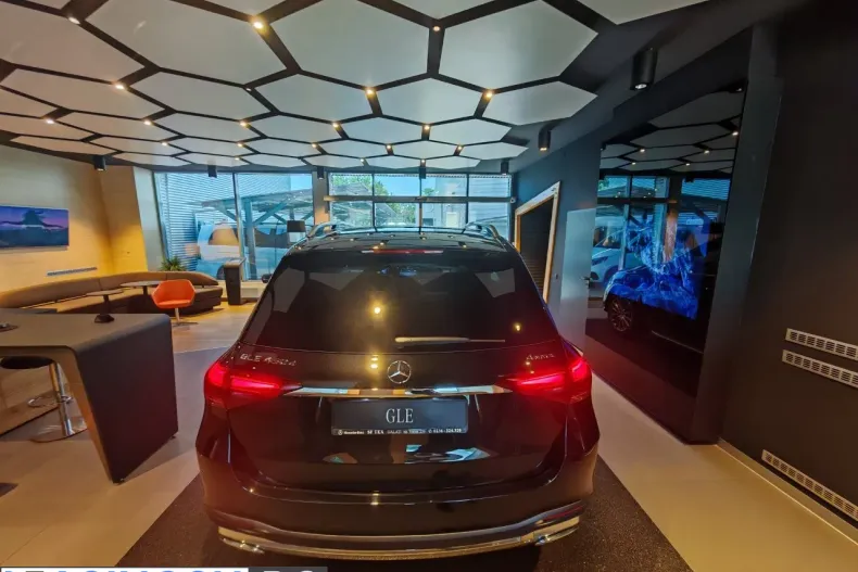 Mercedes-Benz GLE din 2026 cu 1 km - oferta MER198619 - foto 16