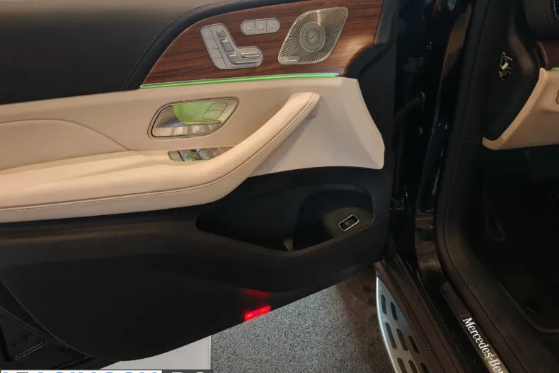 Mercedes-Benz GLE din 2026 cu 1 km - oferta MER198619 - foto 17