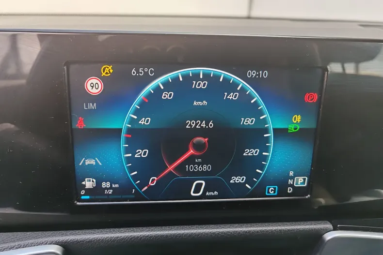 Mercedes-Benz GLB din 2022 cu 103.680 km - oferta MER198620 - foto 12