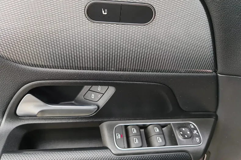 Mercedes-Benz GLB din 2022 cu 103.680 km - oferta MER198620 - foto 18