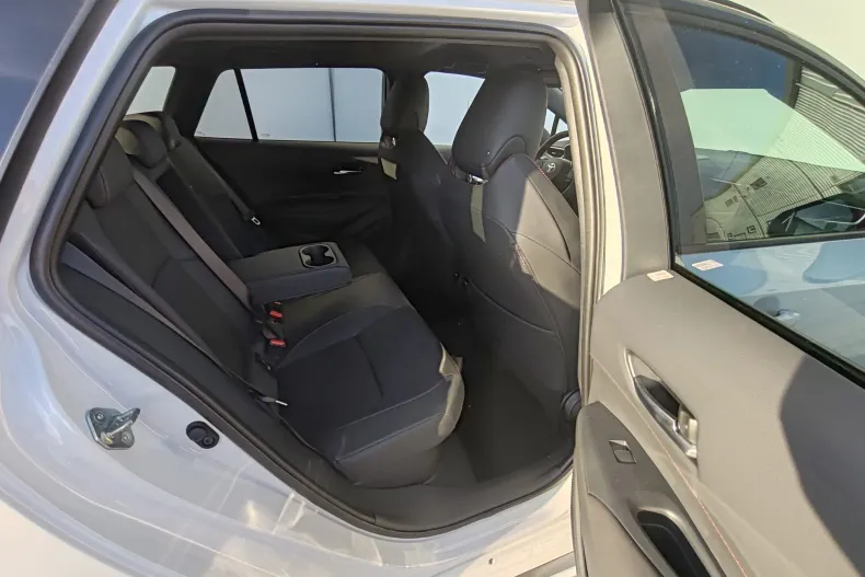 Toyota Corolla din 2025 cu 7.713 km - oferta TOY198621 - foto 9