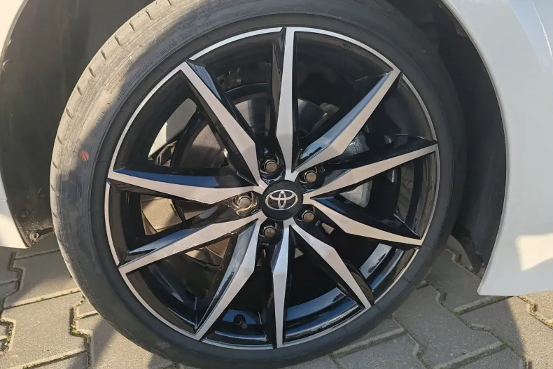 Toyota Corolla din 2025 cu 7.713 km - oferta TOY198621 - foto 28