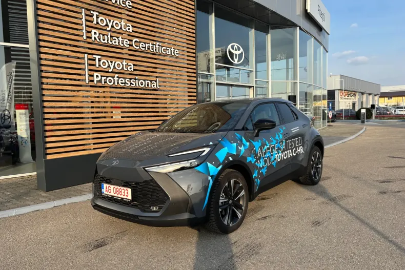 Toyota C-HR din 2025 cu 700 km - oferta TOY198622 - foto 2