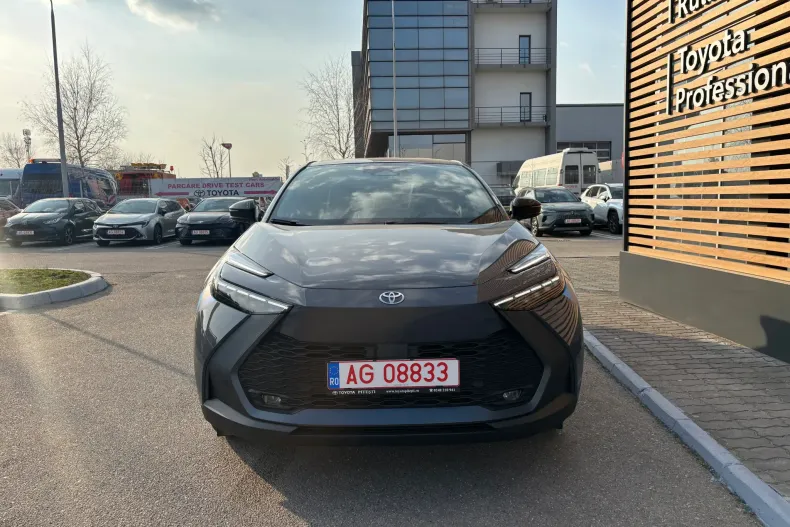Toyota C-HR din 2025 cu 700 km - oferta TOY198622 - foto 8