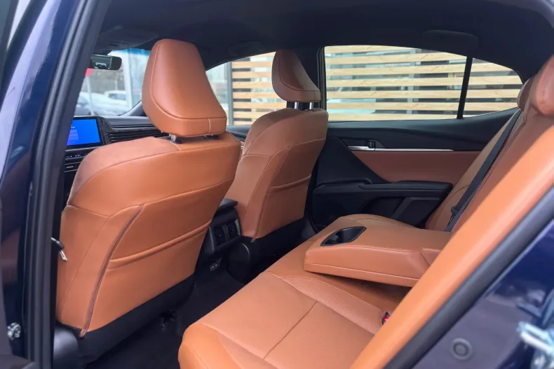 Toyota Camry din 2025 cu 500 km - oferta TOY198628 - foto 9