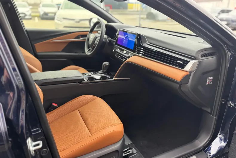 Toyota Camry din 2025 cu 500 km - oferta TOY198628 - foto 15