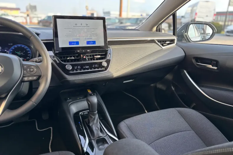 Toyota Corolla din 2025 cu 500 km - oferta TOY198629 - foto 15