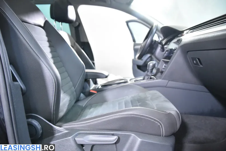 Volkswagen Passat din 2022 cu 116.181 km - oferta VOL198637 - foto 11