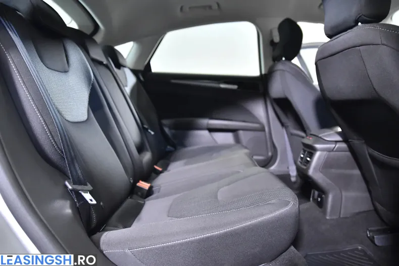 Ford Mondeo din 2021 cu 79.891 km - oferta FOR198642 - foto 12