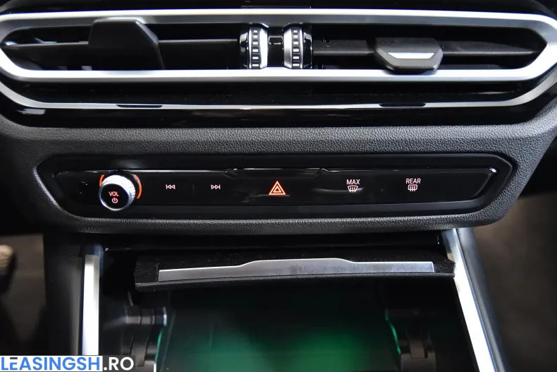 BMW 320d (Seria 3) din 2023 cu 118.977 km - oferta BMW198648 - foto 18