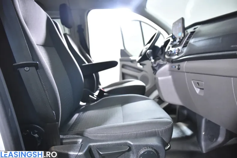 Ford Transit Custom din 2022 cu 98.113 km - oferta FOR198656 - foto 11