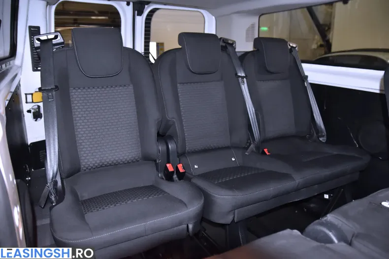 Ford Transit Custom din 2022 cu 98.113 km - oferta FOR198656 - foto 13