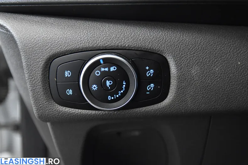 Ford Transit Custom din 2022 cu 98.113 km - oferta FOR198656 - foto 15