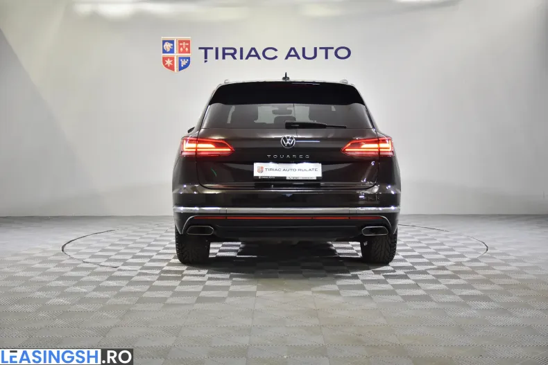 Volkswagen Touareg din 2022 cu 91.938 km - oferta VOL198662 - foto 4