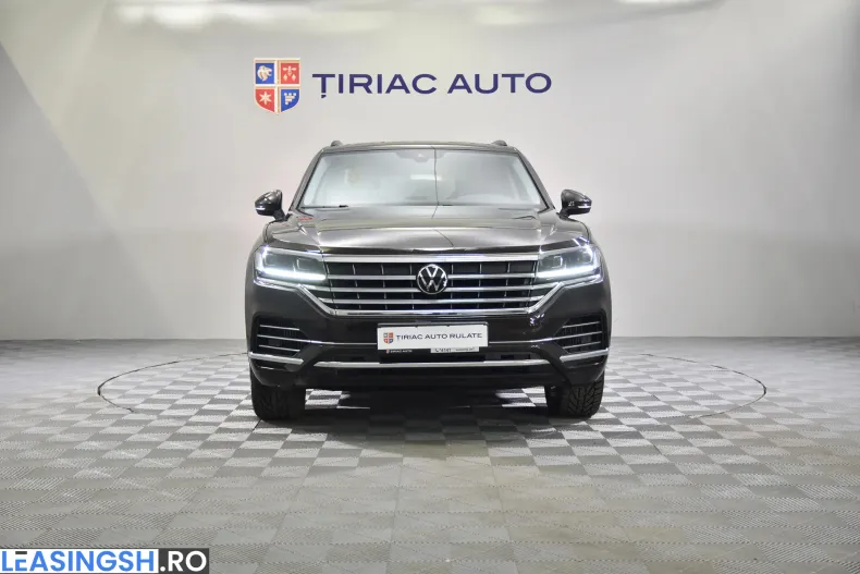 Volkswagen Touareg din 2022 cu 91.938 km - oferta VOL198662 - foto 8
