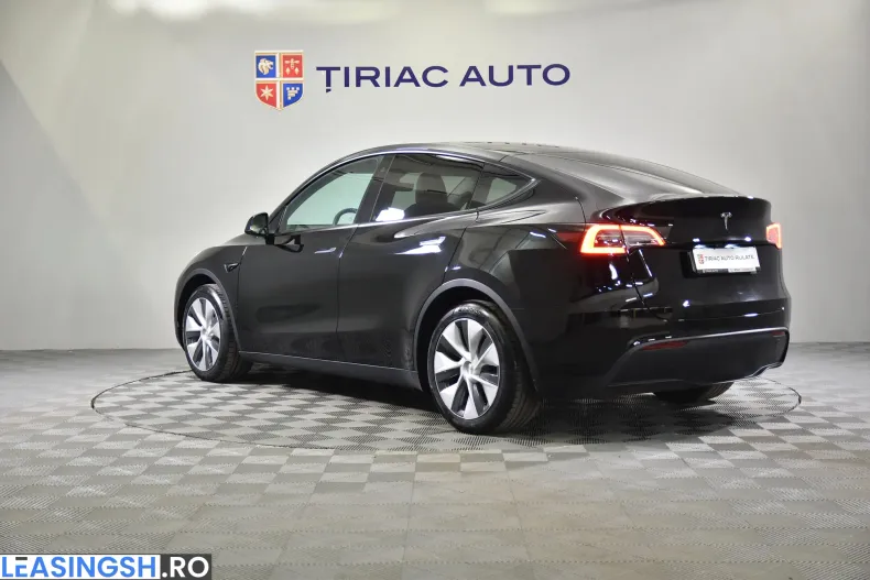 Tesla Model Y din 2023 cu 46.324 km - oferta TES198665 - foto 3