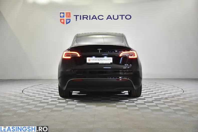 Tesla Model Y din 2023 cu 46.324 km - oferta TES198665 - foto 4