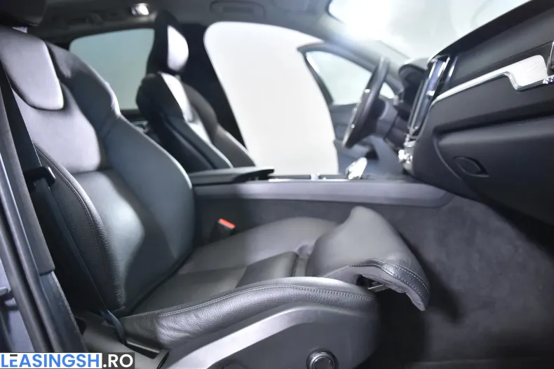 Volvo XC60 din 2021 cu 101.292 km - oferta VOL198669 - foto 11