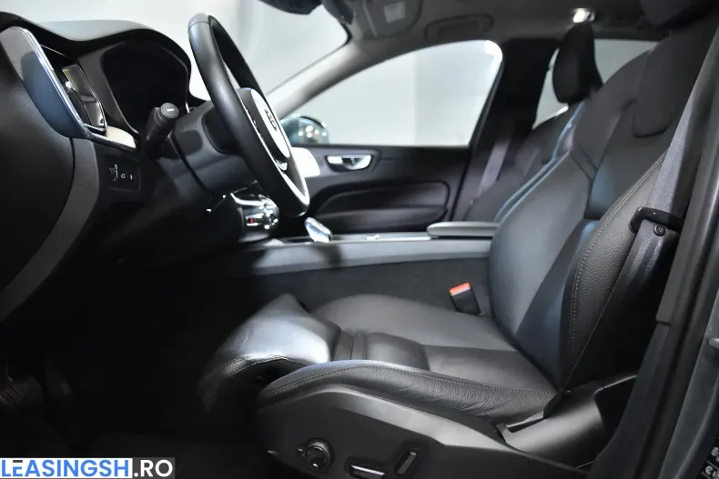 Volvo XC60 din 2021 cu 101.292 km - oferta VOL198669 - foto 21