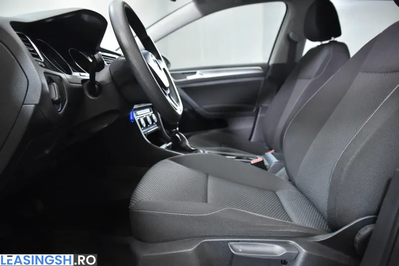 Volkswagen Golf din 2020 cu 102.097 km - oferta VOL198675 - foto 20