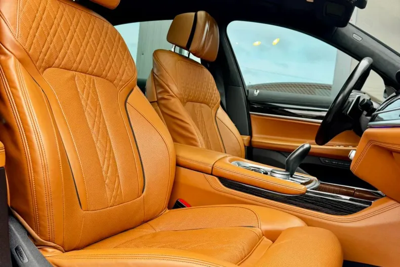 BMW 730d (Seria 7) din 2020 cu 135.278 km - oferta BMW198684 - foto 8