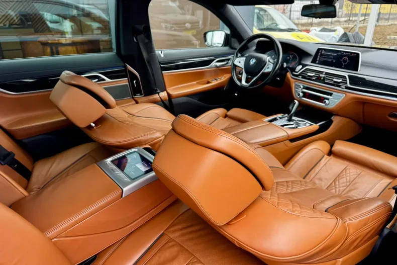 BMW 730d (Seria 7) din 2020 cu 135.278 km - oferta BMW198684 - foto 11