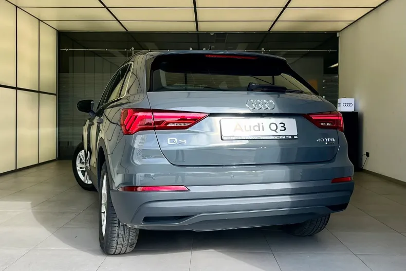 Audi Q3 din 2025 cu 270 km - oferta AUD198699 - foto 7