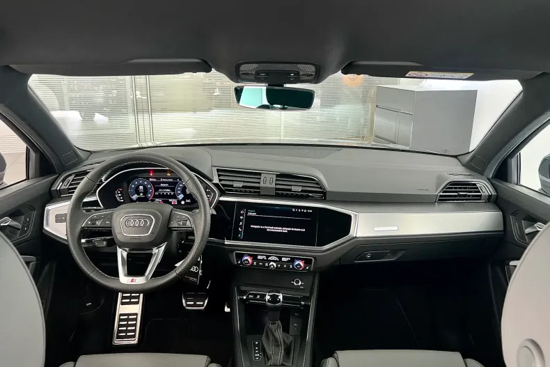 Audi Q3 din 2025 cu 270 km - oferta AUD198699 - foto 13