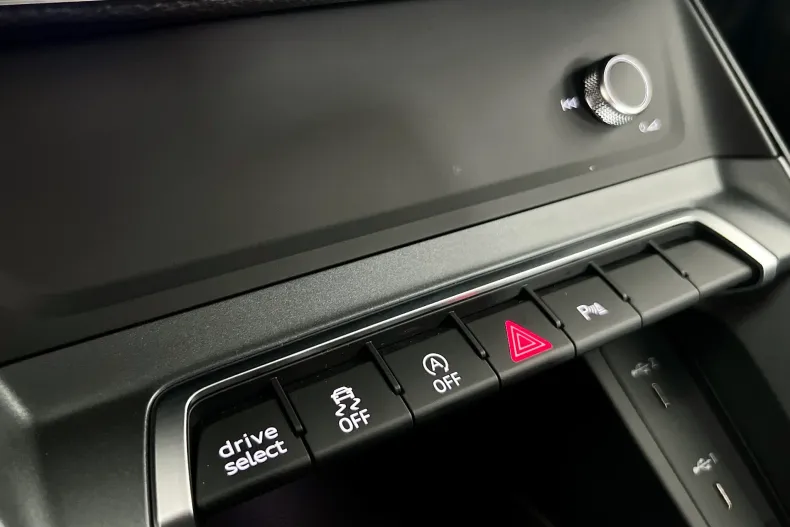 Audi Q3 din 2025 cu 270 km - oferta AUD198699 - foto 21