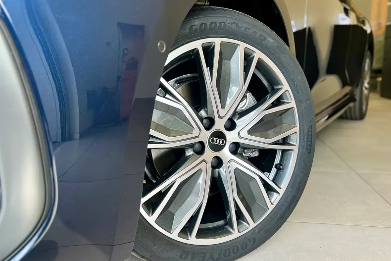 Audi A5 din 2025 cu 1 km - oferta AUD198700 - foto 8