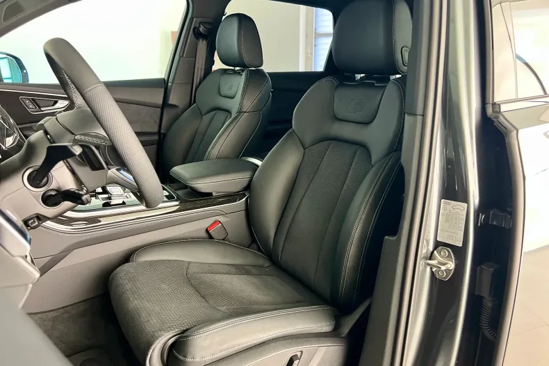 Audi Q7 din 2025 cu 1 km - oferta AUD198701 - foto 13