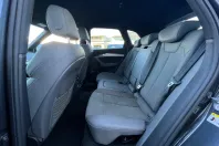 Audi Q5 din 2023 cu 45.606 km - oferta AUD198702 - foto 8