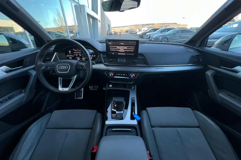 Audi Q5 din 2023 cu 45.606 km - oferta AUD198702 - foto 12