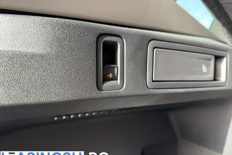 Volkswagen Tiguan din 2025 cu 3.900 km - oferta VOL198708 - foto 15