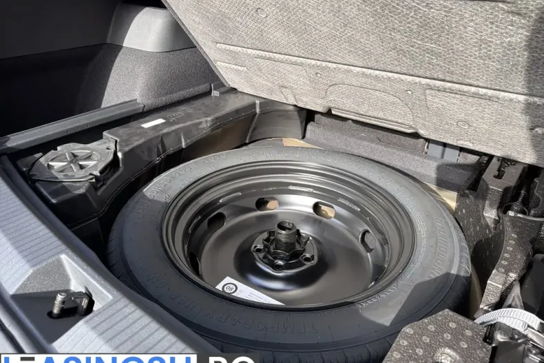 Volkswagen Tiguan din 2025 cu 3.900 km - oferta VOL198708 - foto 16