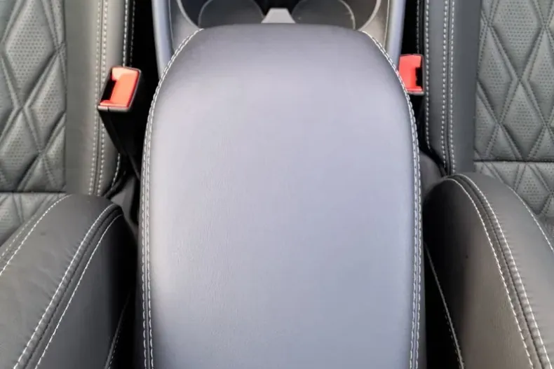 Nissan Qashqai din 2024 cu 6.642 km - oferta NIS198709 - foto 18