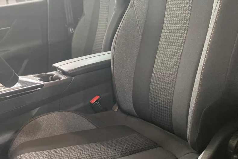 Peugeot 3008 din 2021 cu 42.885 km - oferta PEU198713 - foto 13