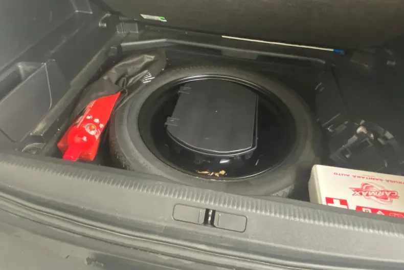 Peugeot 3008 din 2021 cu 42.885 km - oferta PEU198713 - foto 24