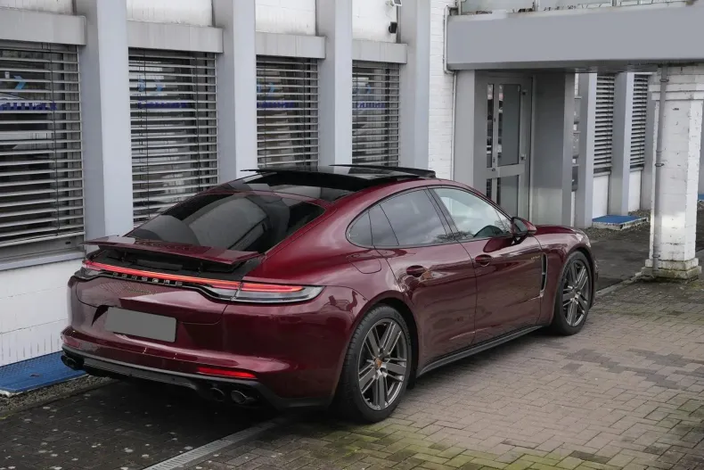 Porsche Panamera din 2022 cu 44.000 km - oferta POR198727 - foto 4