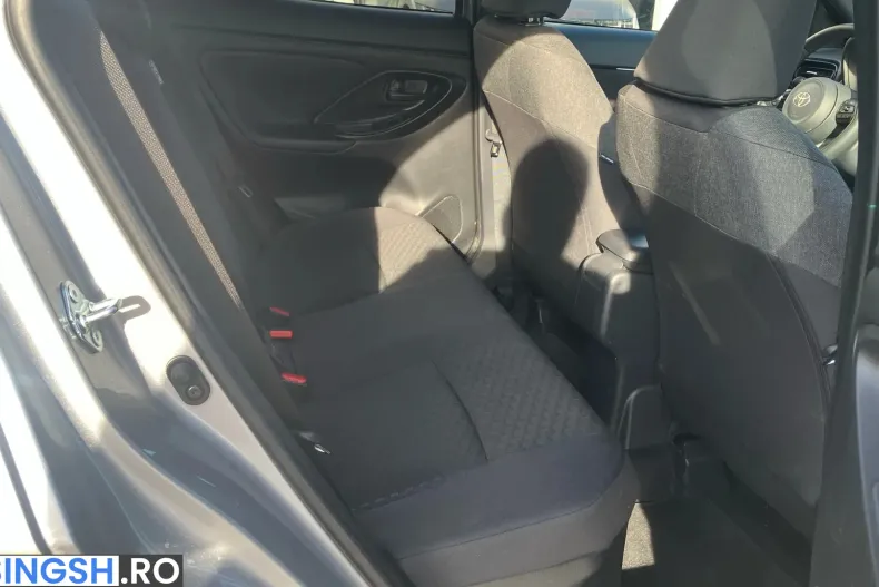 Toyota Yaris Cross din 2025 cu 5.000 km - oferta TOY198737 - foto 9