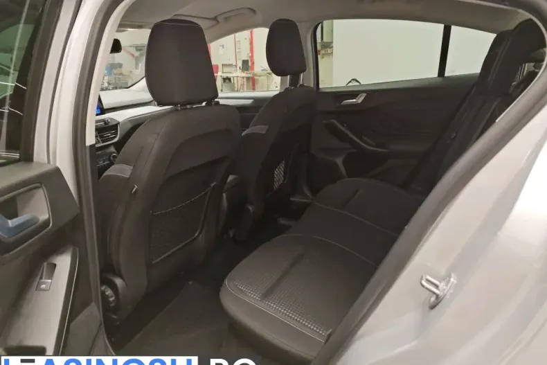 Ford Focus din 2022 cu 82.848 km - oferta FOR198739 - foto 4